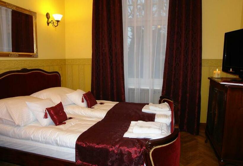 Quarto Basic, Willa Kraj