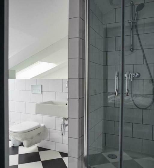 חדר אקונומי, Biała Wstążka B&b