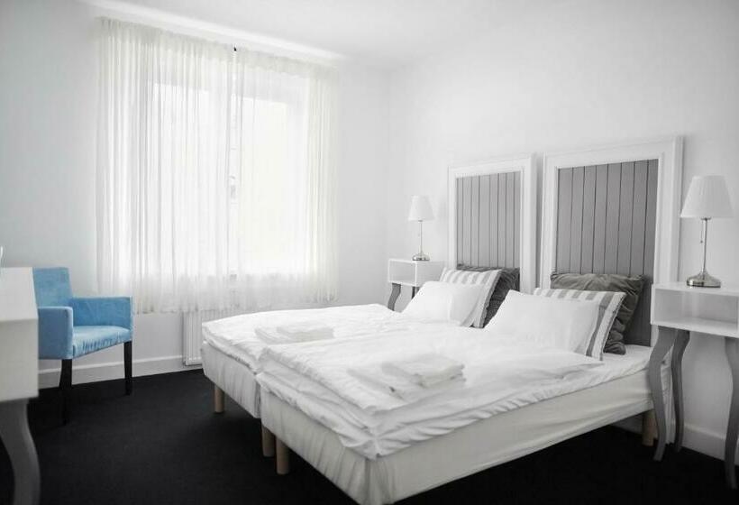 Номер Стандарт, Biała Wstążka B&b