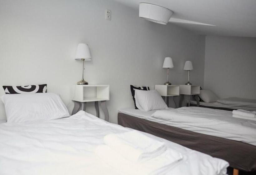Четырехместный Номер Economy, Biała Wstążka B&b