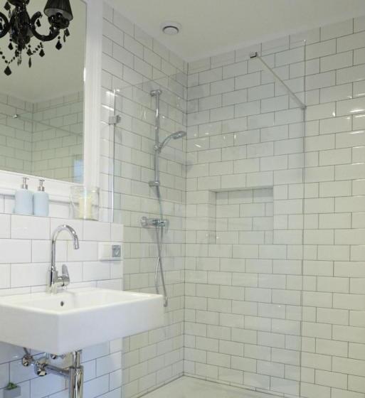 Номер Deluxe, Biała Wstążka B&b
