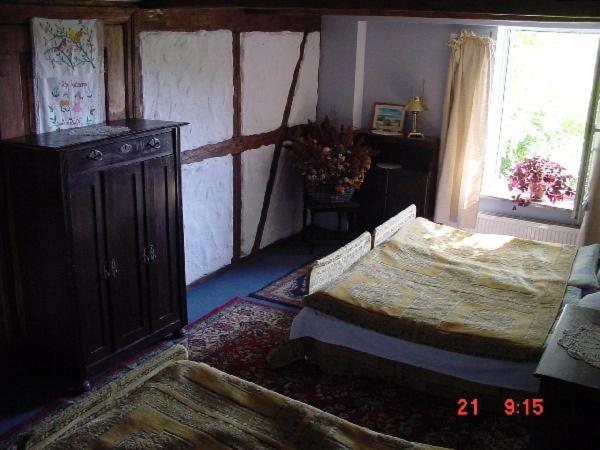 חדר סטנדרט טריפל חדר רחצה חיצוני, Agroturystyka Orzechowe Wzgórze