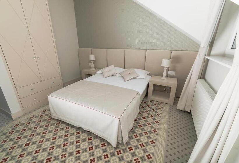 スタンダードシングルルーム, Baśniowa