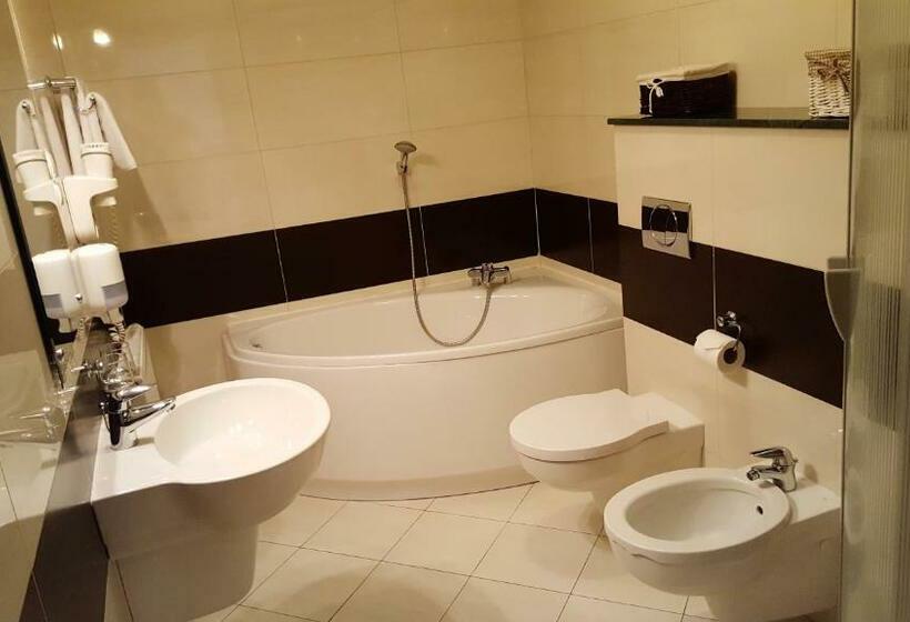 סוויטה, Dworek