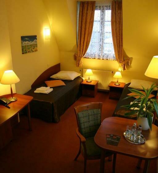 スタンダードルーム, Karolinka