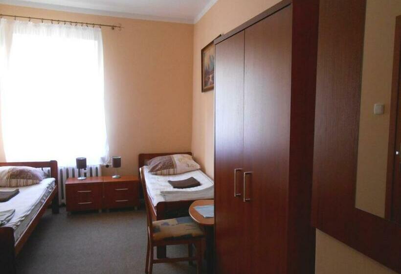 חדר בסיסי, Lubavia