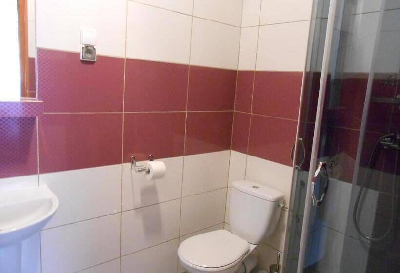 חדר סטודיו סטנדרד, Lubavia