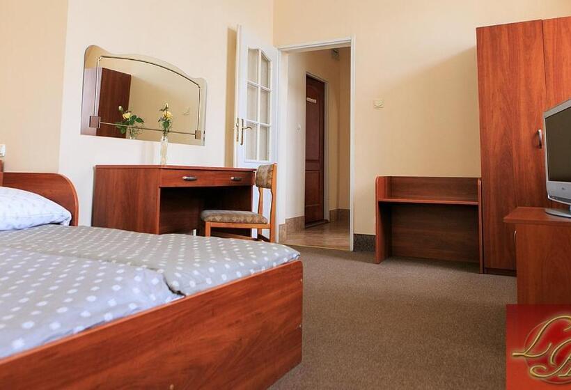 חדר סטודיו סטנדרד, Lubavia