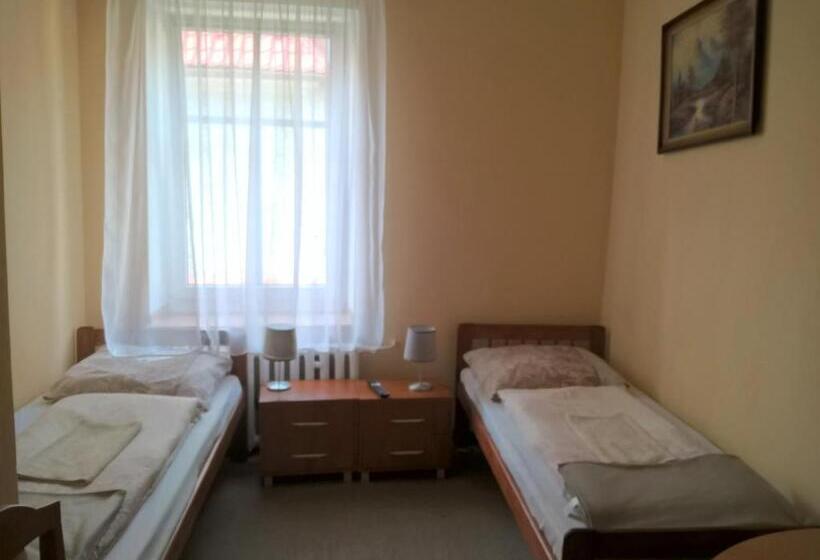 חדר סטנדרט, Lubavia