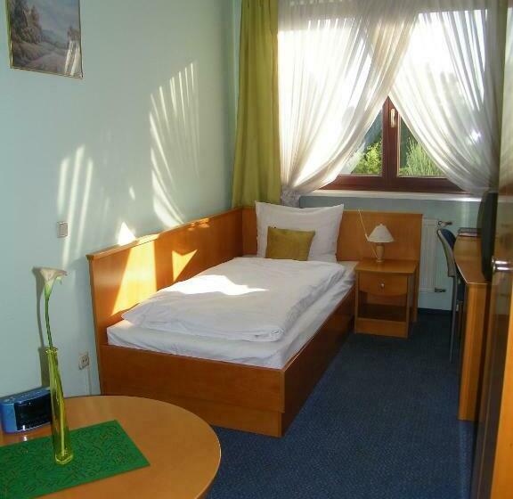 חדר סטנדרט יחיד, Restauracja Tawerna Gliwice