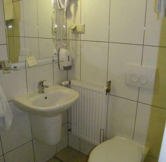 חדר אקונומי יחיד, Restauracja Tawerna Gliwice