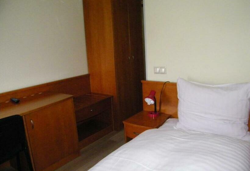 חדר אקונומי יחיד, Restauracja Tawerna Gliwice