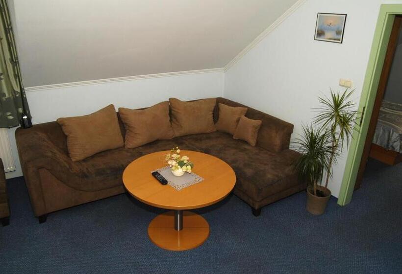 סוויטה דלוקס, Restauracja Tawerna Gliwice