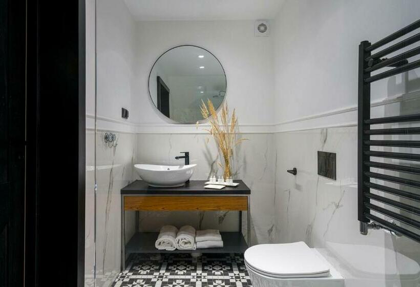 اتاق استاندارد با چشمانداز دریاچه, Kurort Kameralny