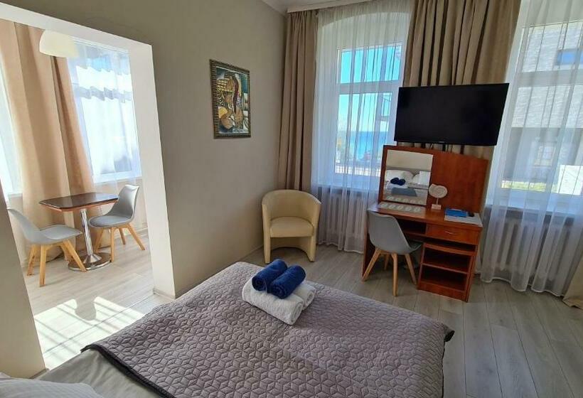 Triple Room Sea View, Bursztynowa Przy Morzu   1 Minuta Do Plaży
