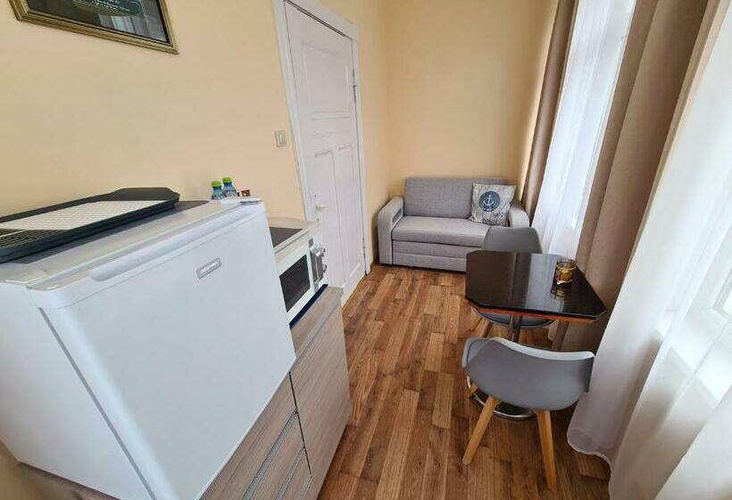 Triple Room Sea View, Bursztynowa Przy Morzu   1 Minuta Do Plaży