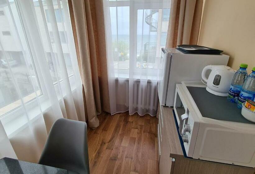 Triple Room Sea View, Bursztynowa Przy Morzu   1 Minuta Do Plaży