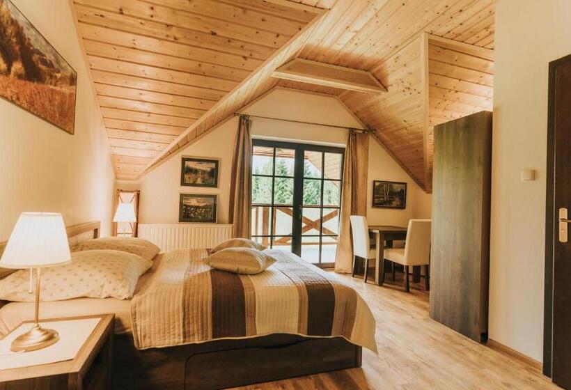 带阳台的豪华间, Grzechowisko