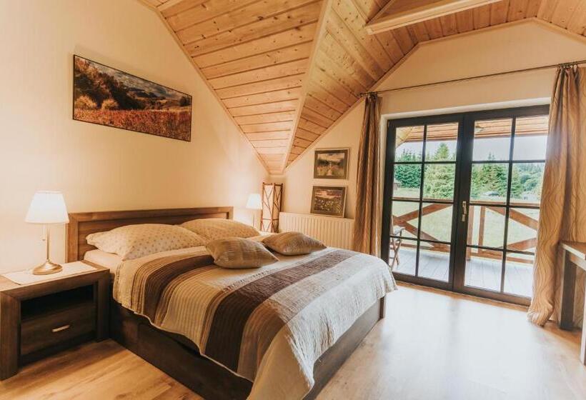 带阳台的豪华间, Grzechowisko