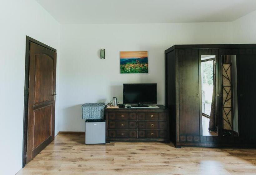 标准间带阳台, Grzechowisko