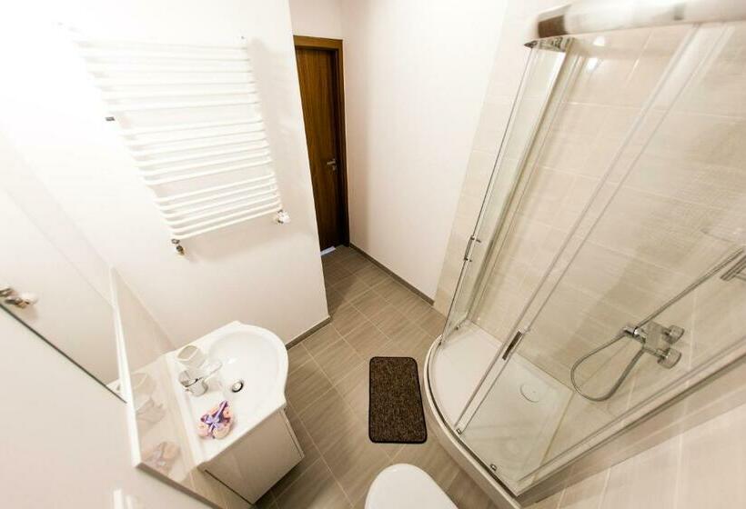 スタンダードトリプルルーム, Lawendowy Ogród