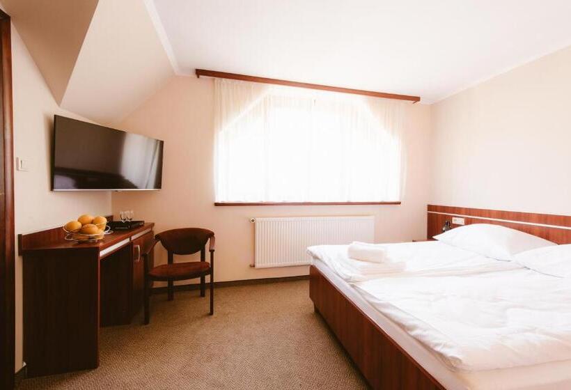 Quarto Estandar, Orange Pokoje