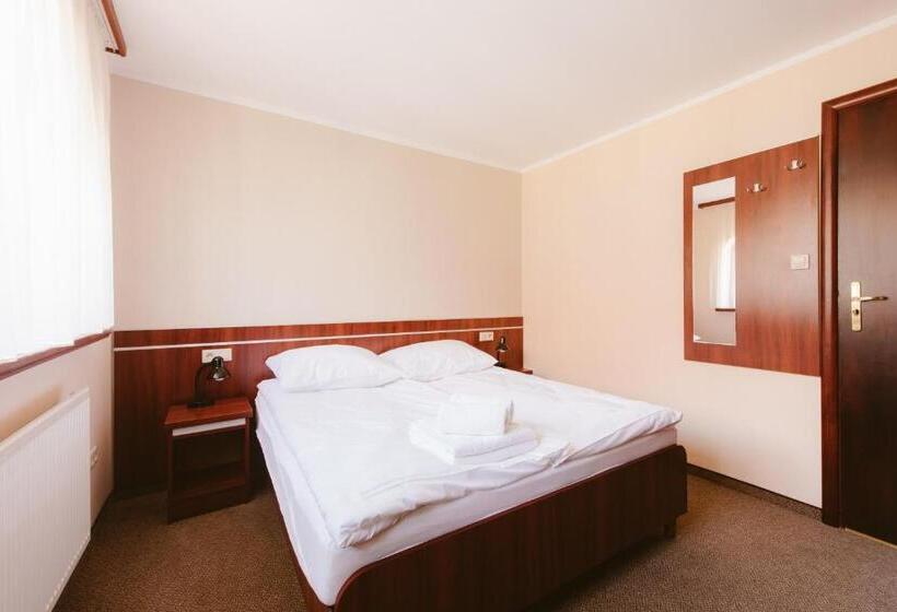 Quarto Estandar, Orange Pokoje
