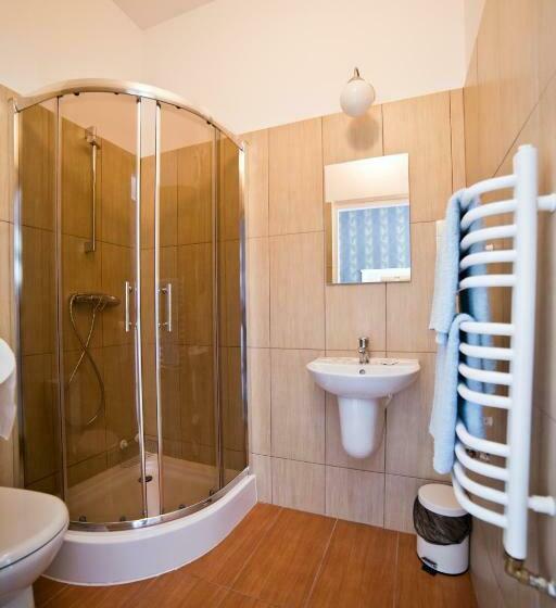 חדר משפחתי, Słoneczna