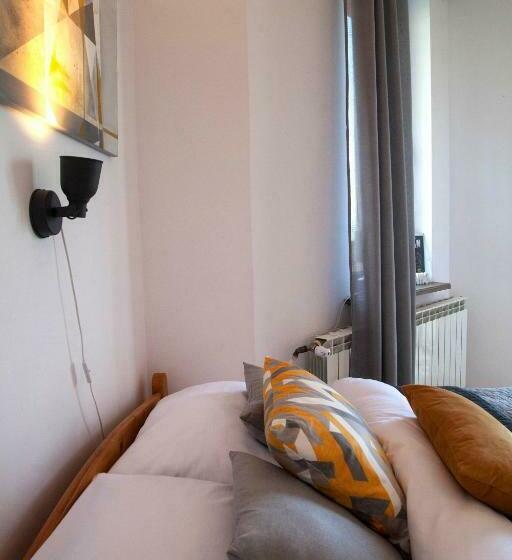 レイクビューデラックスルーム, O.w. Lazur Nad Jeziorem