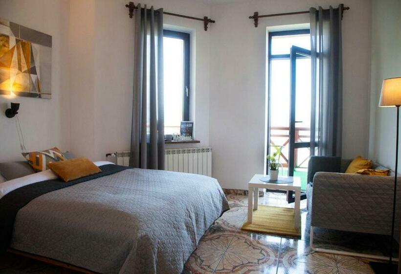 レイクビューデラックスルーム, O.w. Lazur Nad Jeziorem