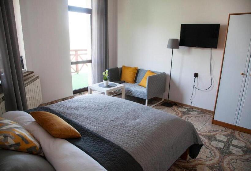 レイクビューデラックスルーム, O.w. Lazur Nad Jeziorem