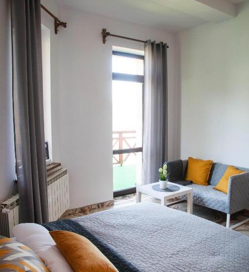 レイクビューデラックスルーム, O.w. Lazur Nad Jeziorem