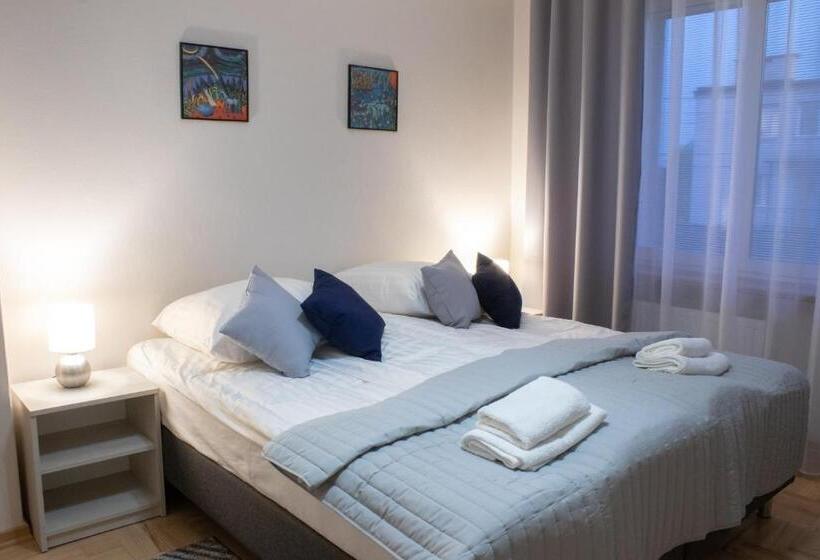 غرفة ديلوكس مزودة بشرفة, Podomek