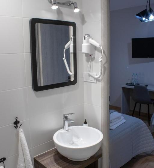 غرفة ديلوكس, Podomek