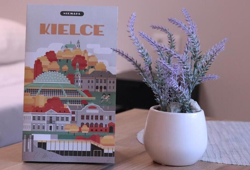 إستوديو قياسى مزودة بتراس, Podomek