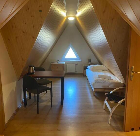 スタンダードトリプルルーム, Pohulanka