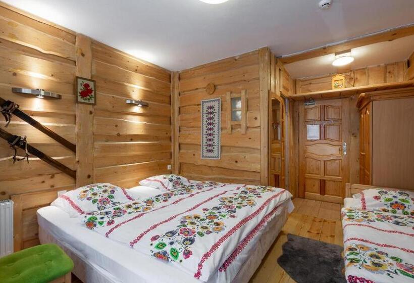 غرفة قياسية ثلاثية مزودة بشرفة, Topaz