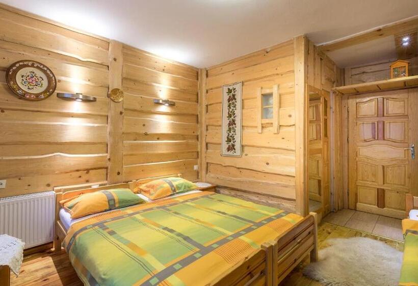 غرفة قياسية ثلاثية مزودة بشرفة, Topaz