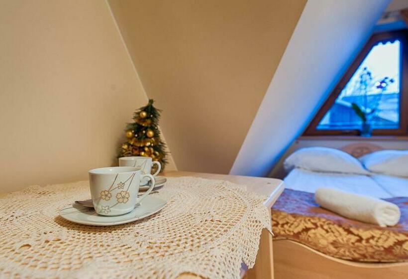 اتاق استاندارد, Willa Chaber