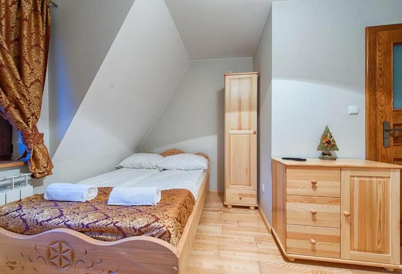 اتاق استاندارد سه نفره, Willa Chaber