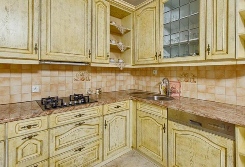 آپارتمان 1 خوابه, Willa Chaber