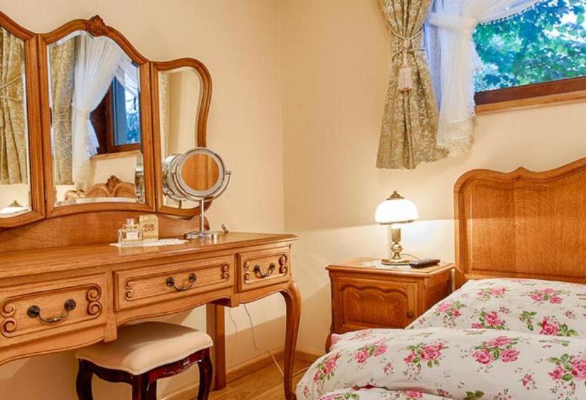 آپارتمان 1 خوابه, Willa Chaber