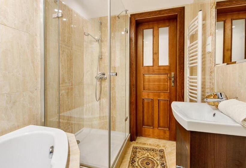 آپارتمان 1 خوابه, Willa Chaber