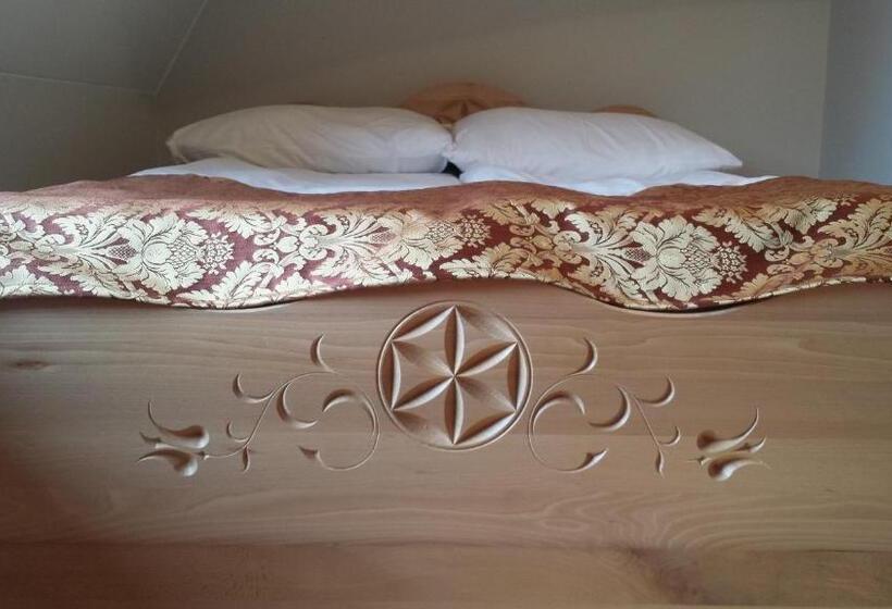 اتاق استاندارد, Willa Chaber