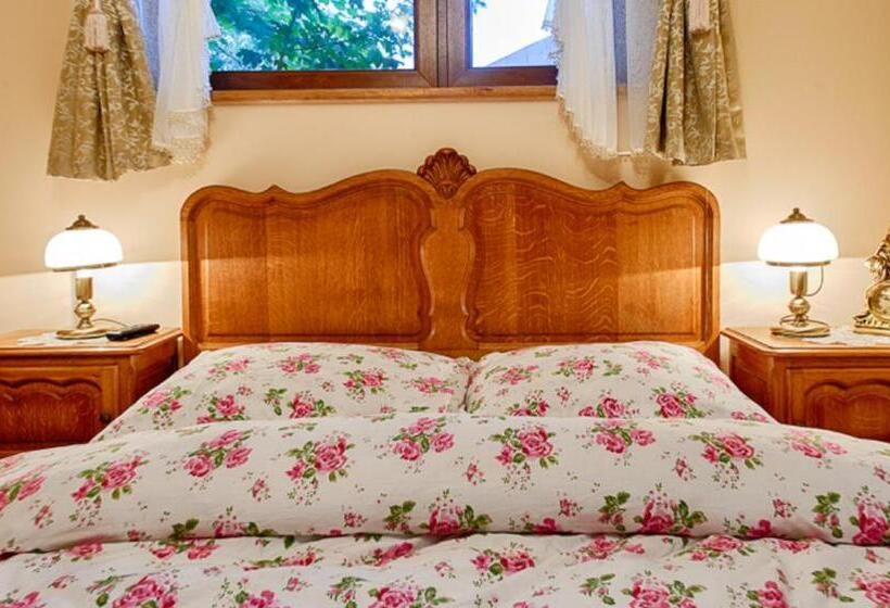 آپارتمان 1 خوابه, Willa Chaber