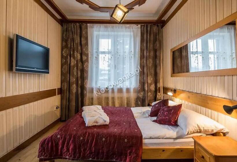 سوییت خانوادگی, Willa Halinówka