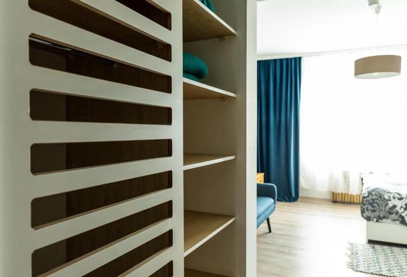 اتاق استاندارد چهار تخته, Willa Halinówka