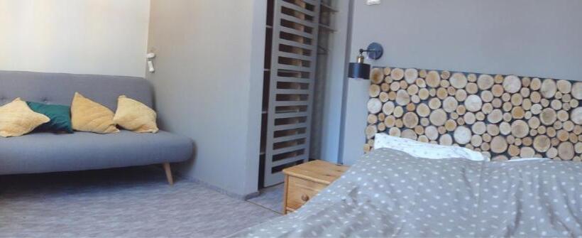 اتاق استاندارد چهار تخته, Willa Halinówka