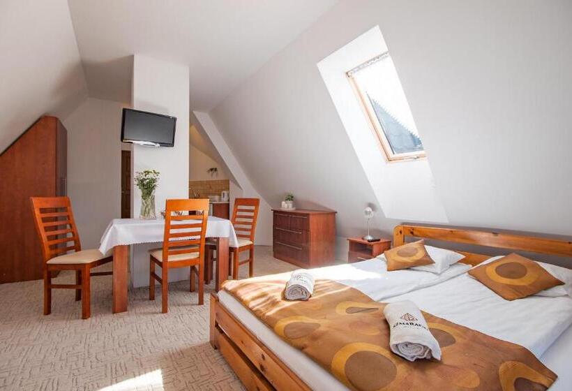 Семейный Номер, Willa Szmaragd   śniadania   Zniżki Na Termy   Sauna   Bilard   Stoki Narciarskie