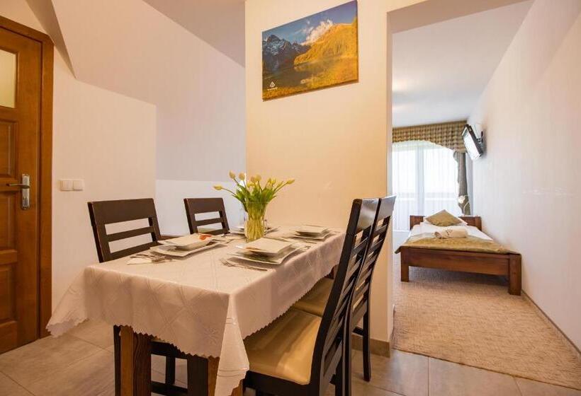 Люкс 2 Спальни, Willa Szmaragd   śniadania   Zniżki Na Termy   Sauna   Bilard   Stoki Narciarskie